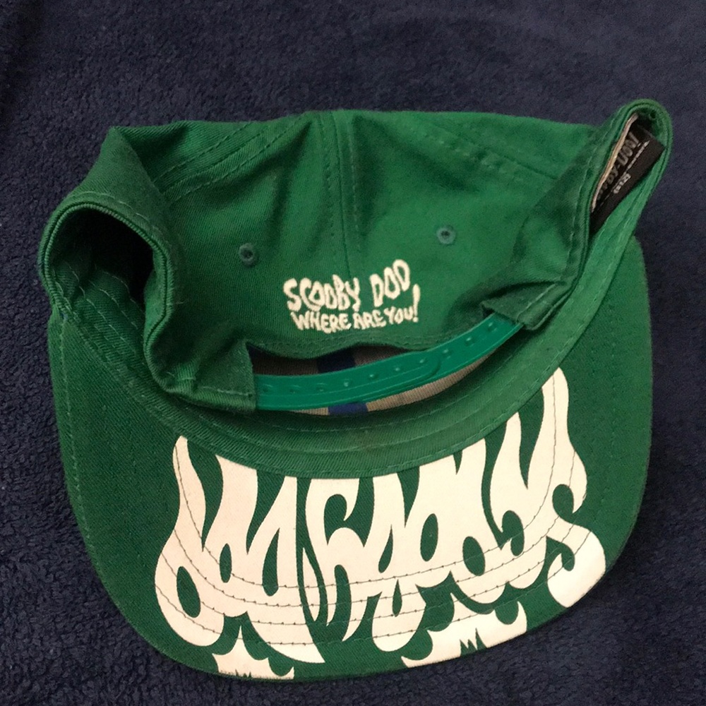 Hat - Picture 2 of 3